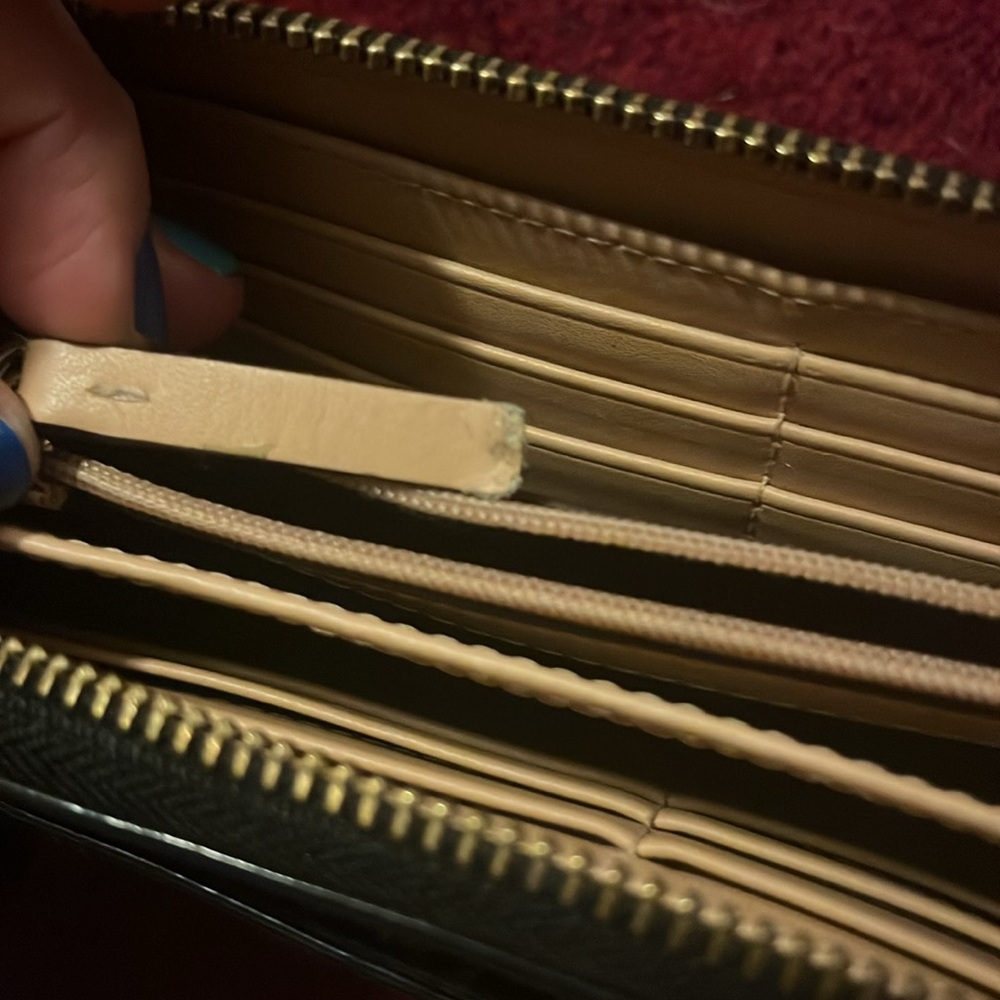 Kate Spade Wallet - Picture 4 of 7